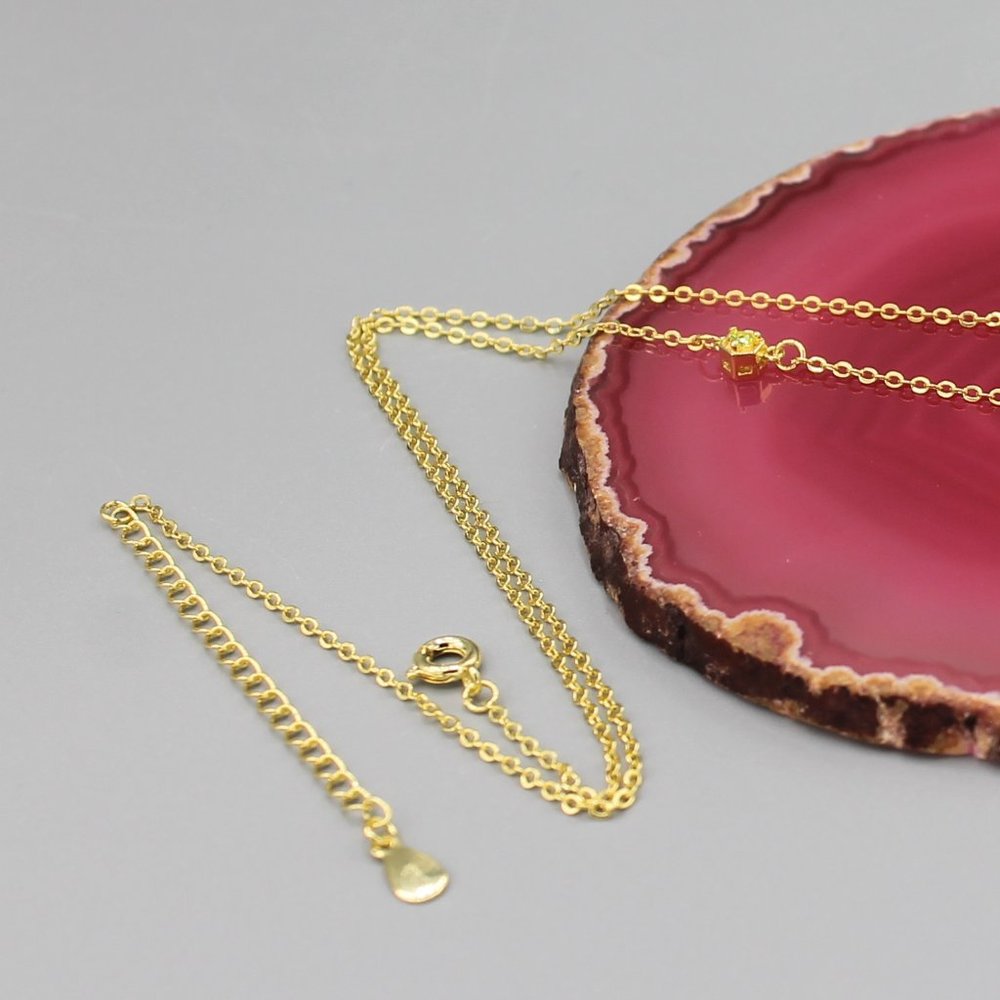 Bee necklace gold tone citrine  peridot - Picture 4 of 4